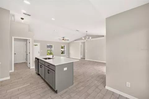 Entry Way - 7166 Hemlock Rd, Ocala, FL 34472 photo 6 of 8