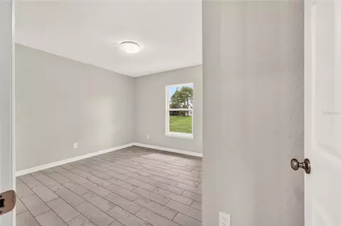 Bedroom - 7166 Hemlock Rd, Ocala, FL 34472 photo 5 of 7