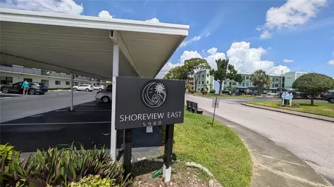 5980 Terrace Park Dr N #206, Saint Petersburg, FL 33709