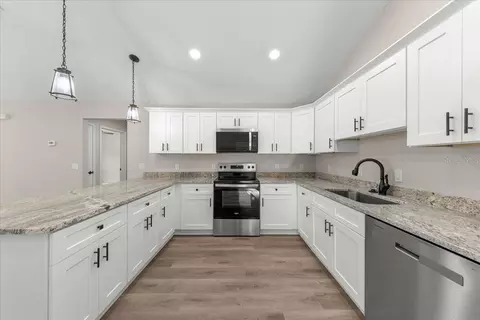 Kitchen - 15631 NE 14th Pl, Williston, FL 32696 photo 1 of 1