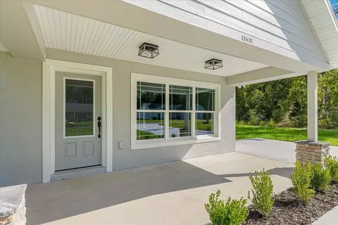 Exterior - 15631 NE 14th Pl, Williston, FL 32696 photo 2 of 4