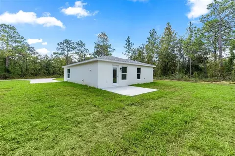 Exterior - 1570 NE 152nd Ct, Williston, FL 32696 photo 3 of 4