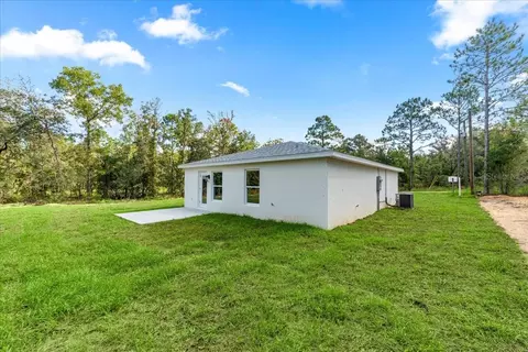 Exterior - 1570 NE 152nd Ct, Williston, FL 32696 photo 4 of 4