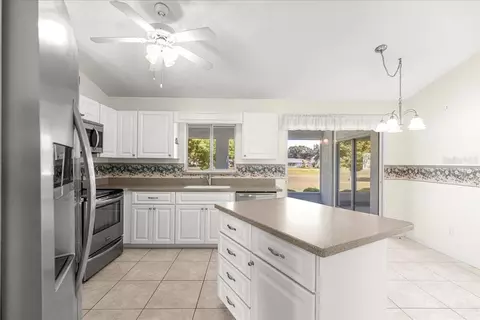Kitchen - 2003 NW 50th Cir, Ocala, FL 34482 photo 1 of 4