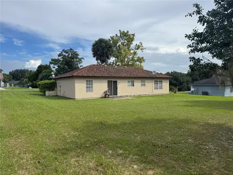 Exterior - 306 Oak Lane Pass, Ocala, FL 34472 photo 4 of 6