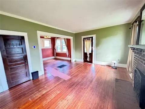 Living - 1434 SE Silver Springs Pl, Ocala, FL 34471 photo 3 of 3