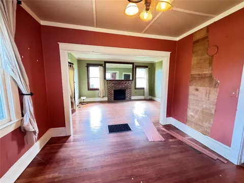 Living - 1434 SE Silver Springs Pl, Ocala, FL 34471 photo 1 of 3