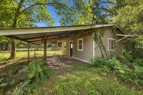 Exterior - 2020 SE 73rd St, Ocala, FL 34480 photo 10 of 10