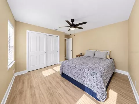 Bedroom - 2020 SE 73rd St, Ocala, FL 34480 photo 3 of 5