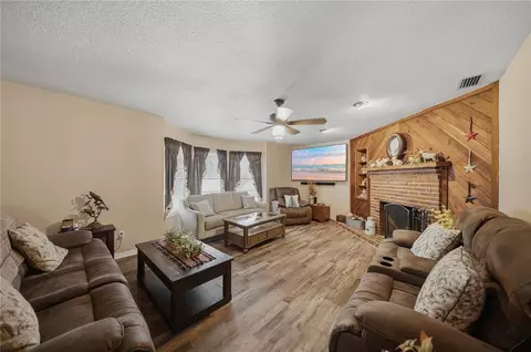 Living - 5066 SE 24th Pl, Ocala, FL 34480 photo 1 of 2