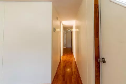 Entry Way - 5865 NE 137th Ter, Williston, FL 32696 photo 1 of 3