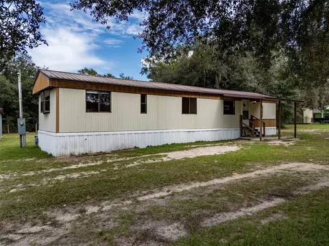 Exterior - 5865 NE 137th Ter, Williston, FL 32696 photo 1 of 9