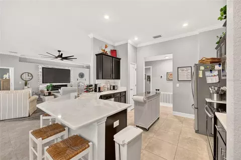 Kitchen - 6943 SE 11th Pl, Ocala, FL 34472 photo 3 of 6