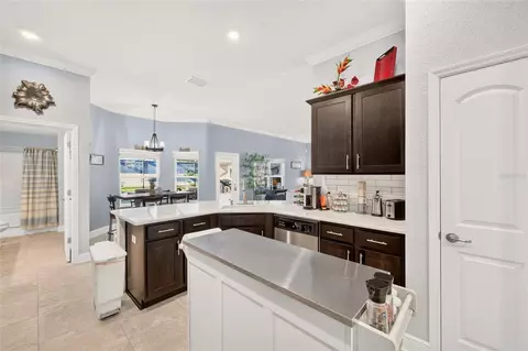 Kitchen - 6943 SE 11th Pl, Ocala, FL 34472 photo 2 of 6