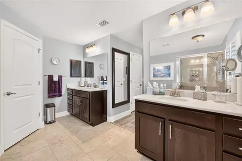 Bath - 6943 SE 11th Pl, Ocala, FL 34472 photo 7 of 8