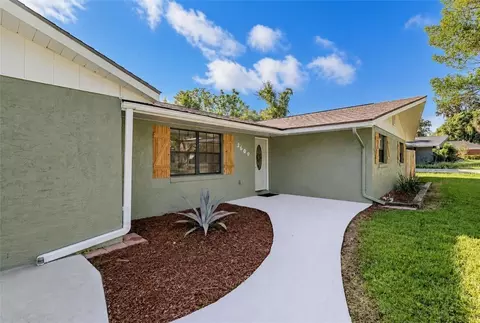 Exterior - 3609 SE 33rd Ct, Ocala, FL 34471 photo 3 of 19