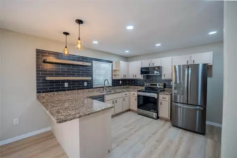 Kitchen - 3609 SE 33rd Ct, Ocala, FL 34471 photo 1 of 5