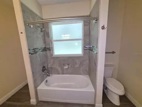 Bath - 18216 SW 68th Loop, Dunnellon, FL 34432 photo 9 of 9