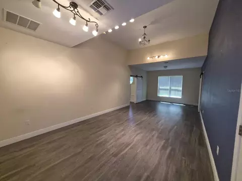 Living - 18216 SW 68th Loop, Dunnellon, FL 34432 photo 5 of 8