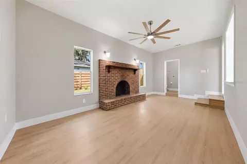 Living - 141 SE 33rd Ave, Ocala, FL 34471 photo 10 of 10