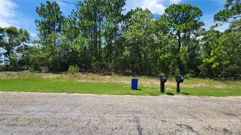 7760 N Pocono Dr, Citrus Springs, FL 34434