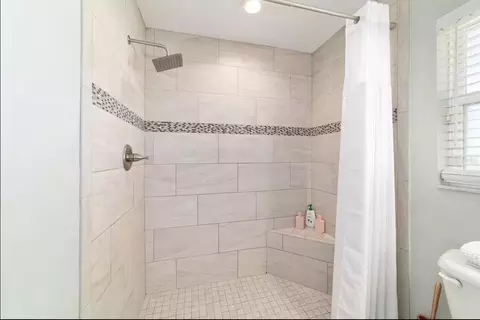 Bath - 7280 SW 129th Pl, Ocala, FL 34473 photo 1 of 3