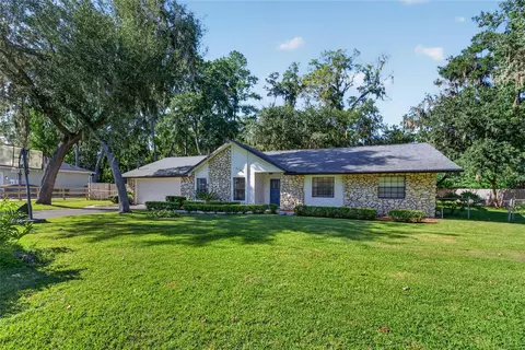 Exterior - 2145 SE 38th St, Ocala, FL 34480 photo 2 of 5