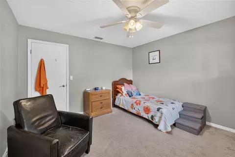 Bedroom - 2145 SE 38th St, Ocala, FL 34480 photo 4 of 5