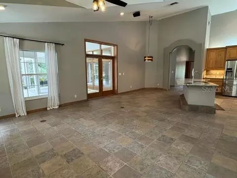 Living - 808 SE 36th Ln, Ocala, FL 34471 photo 4 of 7