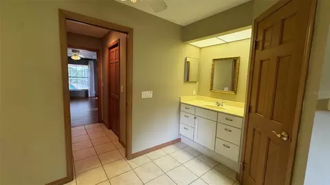 Entry Way - 808 SE 36th Ln, Ocala, FL 34471 photo 1 of 2