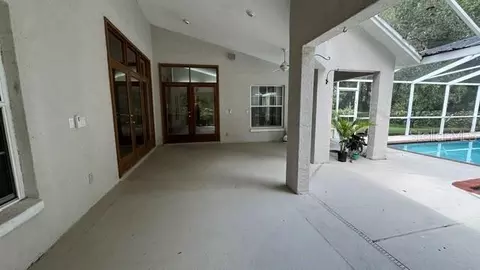Exterior - 808 SE 36th Ln, Ocala, FL 34471 photo 8 of 9