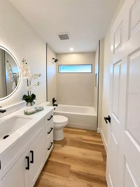 Bath - 115 Juniper Cir, Ocala, FL 34480 photo 5 of 6