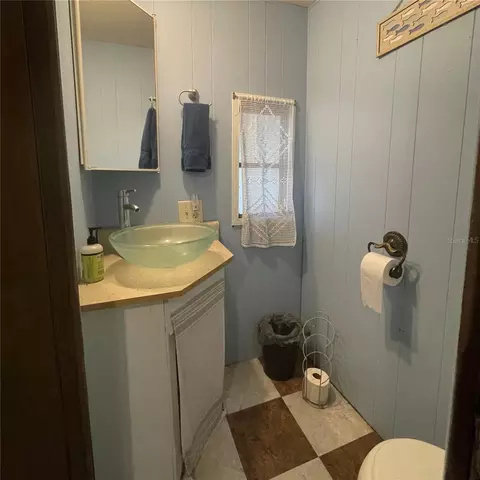 Bath - 122 Royal Ave, Interlachen, FL 32148 photo 2 of 2