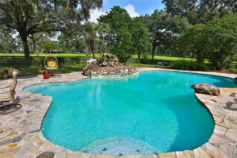 Exterior - 13450 NW Gainesville Rd #OPTION 2, Reddick, FL 32686 photo 10 of 17