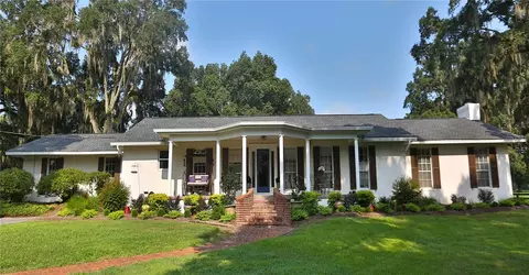 Exterior - 13450 NW Gainesville Rd #OPTION 2, Reddick, FL 32686 photo 4 of 17