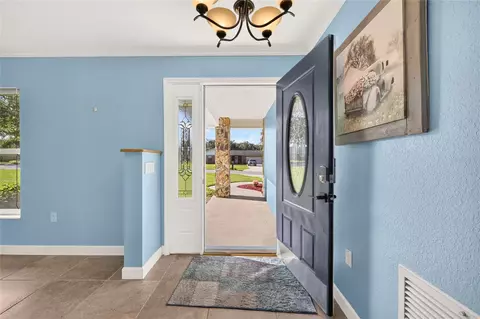 Entry Way - 2809 SE 36th St, Ocala, FL 34471 photo 2 of 3