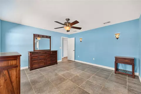 Bedroom - 2809 SE 36th St, Ocala, FL 34471 photo 3 of 7