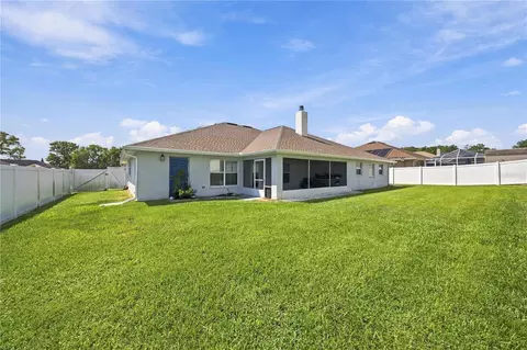 Exterior - 6875 SE 11th Pl, Ocala, FL 34472 photo 6 of 8