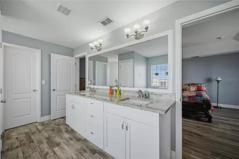 Bath - 6875 SE 11th Pl, Ocala, FL 34472 photo 1 of 5