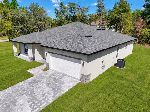 1263 W Fan Dr, Citrus Springs, FL 34434
