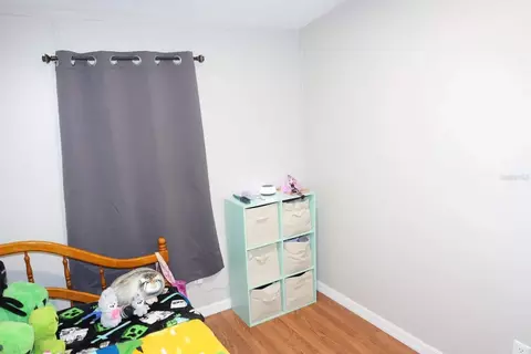 Bedroom - 12330 NE 77th Ct, Bronson, FL 32621 photo 6 of 6
