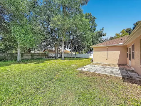 Exterior - 8024 SW 62nd Ave, Ocala, FL 34476 photo 7 of 10