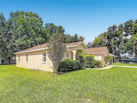 Exterior - 8024 SW 62nd Ave, Ocala, FL 34476 photo 4 of 10