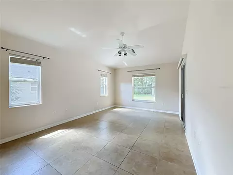 Living - 8024 SW 62nd Ave, Ocala, FL 34476 photo 5 of 6