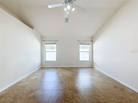 Living - 8024 SW 62nd Ave, Ocala, FL 34476 photo 2 of 6