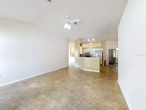 Living - 8024 SW 62nd Ave, Ocala, FL 34476 photo 4 of 6