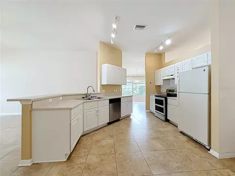 Kitchen - 8024 SW 62nd Ave, Ocala, FL 34476 photo 3 of 3