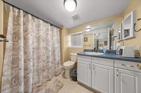 Bath - 8540 SW 73rd Ave, Ocala, FL 34476 photo 4 of 4