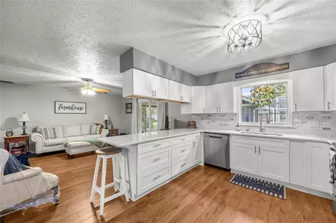 Kitchen - 8540 SW 73rd Ave, Ocala, FL 34476 photo 2 of 4
