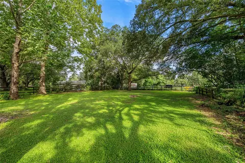 Exterior - 8540 SW 73rd Ave, Ocala, FL 34476 photo 4 of 32